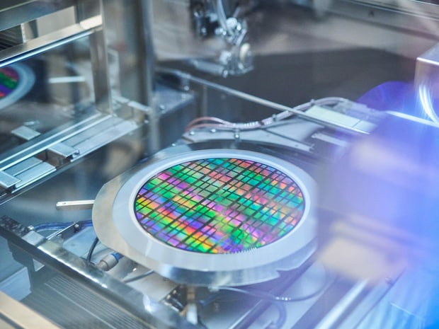 Polymer Optical Solutions | Jenoptik