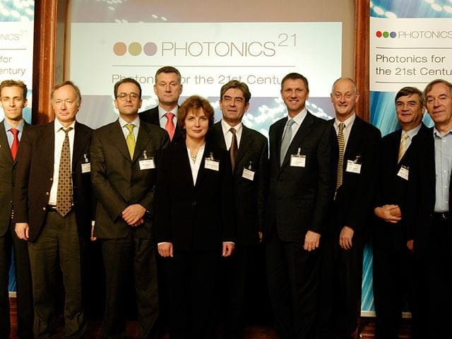 Photonics 21