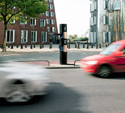 Stationary speed enforcement system