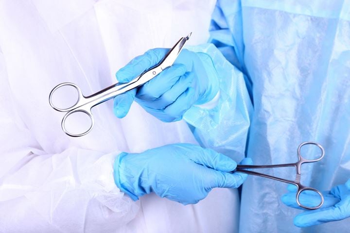 Doctors preparing for surgery