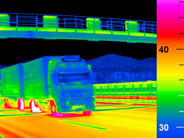 Thermal image of a truck approaching a traffic tunnel