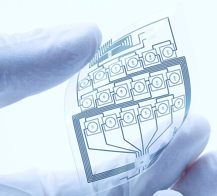 Semiconductor and semiconductor equipment